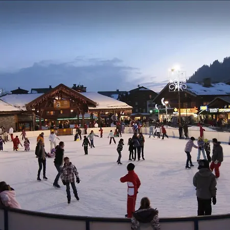 Luxury 5-les Gets-luxe-confort-jacuzzi-cheminee-a 400 M Des Pistes-vue Exceptionnelle Ле-Гет